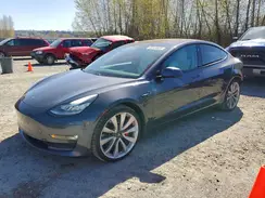 5YJ3E1EB7JF186086 2018 TESLA MODEL 3