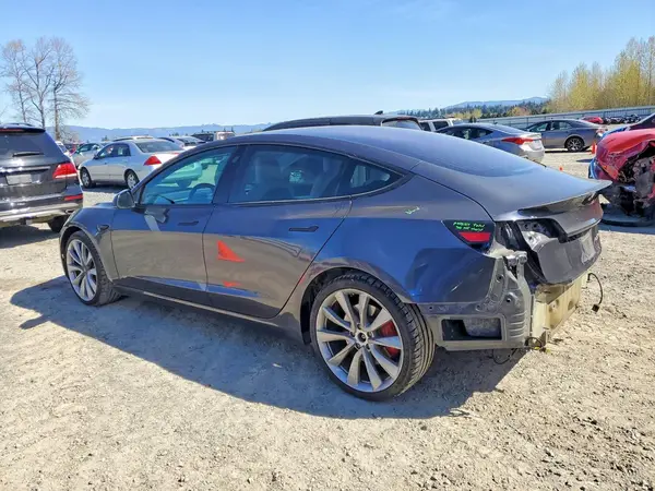 5YJ3E1EB7JF186086 2018 TESLA MODEL 3 - Image 2