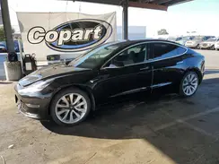5YJ3E1EB7JF186671 2018 TESLA MODEL 3