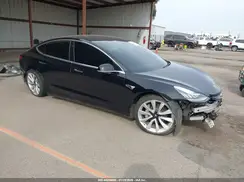 5YJ3E1EB7JF186833 2018 TESLA MODEL 3