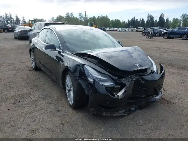 5YJ3E1EB7KF191872 2019 TESLA MODEL 3 - Image 1