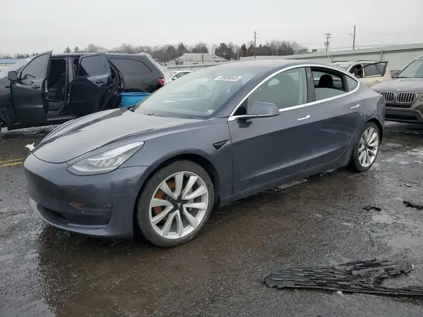 5YJ3E1EB7KF191922 2019 TESLA MODEL 3 - Image 1