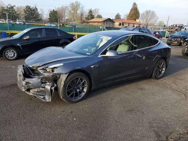 5YJ3E1EB7KF192259 2019 TESLA MODEL 3 - Image 1