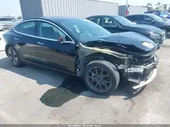 5YJ3E1EB7KF193444 2019 TESLA MODEL 3