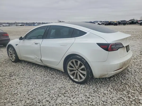 5YJ3E1EB7KF194674 2019 TESLA MODEL 3 - Image 2