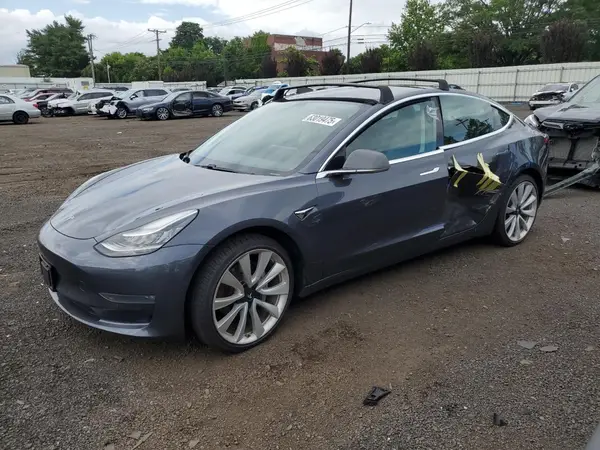 5YJ3E1EB7KF205897 2019 TESLA MODEL 3 - Image 1