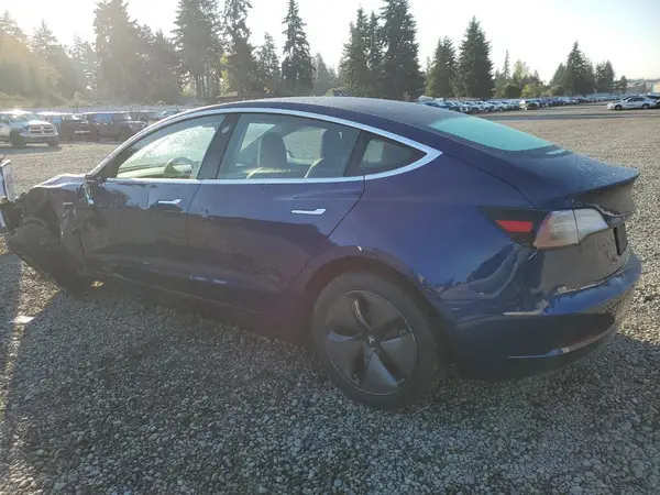 5YJ3E1EB7KF211067 2019 TESLA MODEL 3 - Image 2
