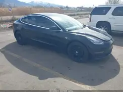 5YJ3E1EB7KF212106 2019 TESLA MODEL 3