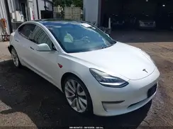 5YJ3E1EB7KF368128 2019 TESLA MODEL 3