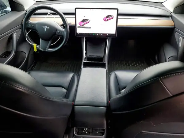 5YJ3E1EB7KF384359 2019 TESLA MODEL 3 - Image 8