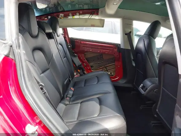 5YJ3E1EB7KF387178 2019 TESLA MODEL 3 - Image 8