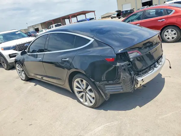 5YJ3E1EB7KF388816 2019 TESLA MODEL 3 - Image 2
