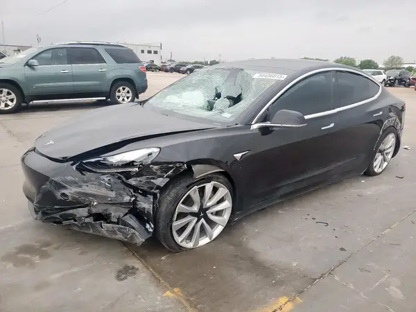 5YJ3E1EB7KF388928 2019 TESLA MODEL 3 - Image 1