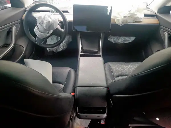 5YJ3E1EB7KF388928 2019 TESLA MODEL 3 - Image 8