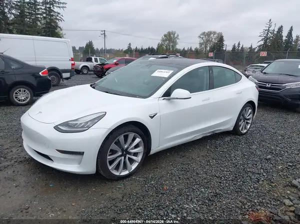 5YJ3E1EB7KF390453 2019 TESLA MODEL 3 - Image 2