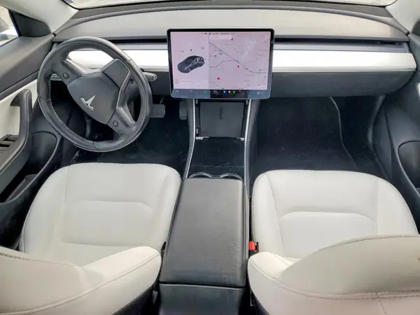 5YJ3E1EB7KF391683 2019 TESLA MODEL 3 - Image 8