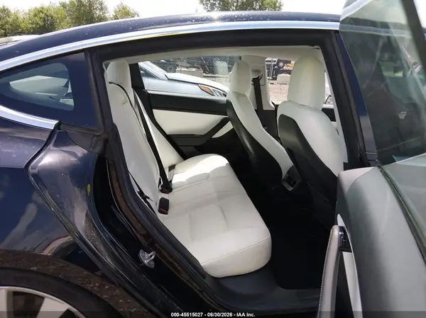 5YJ3E1EB7KF393305 2019 TESLA MODEL 3 - Image 8