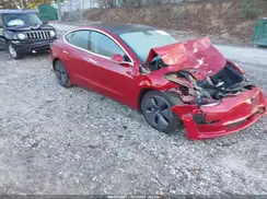 5YJ3E1EB7KF418235 2019 TESLA MODEL 3