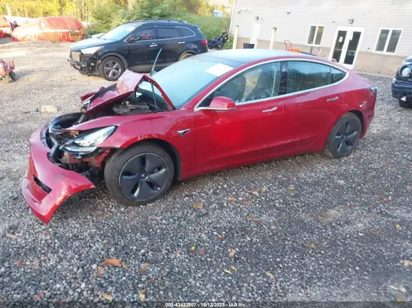 5YJ3E1EB7KF418235 2019 TESLA MODEL 3 - Image 2