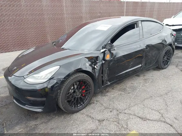 5YJ3E1EB7KF432328 2019 TESLA MODEL 3 - Image 2