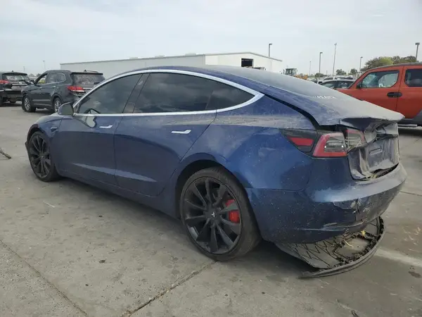 5YJ3E1EB7KF442471 2019 TESLA MODEL 3 - Image 2