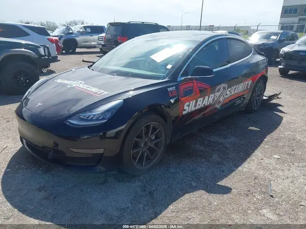 5YJ3E1EB7KF450621 2019 TESLA MODEL 3 - Image 2