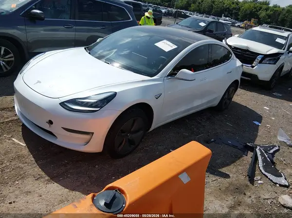 5YJ3E1EB7KF451350 2019 TESLA MODEL 3 - Image 2