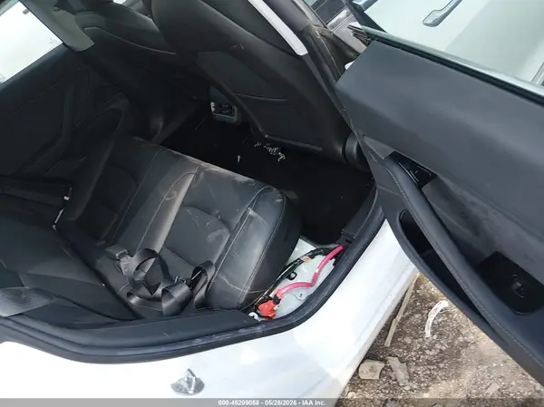 5YJ3E1EB7KF451350 2019 TESLA MODEL 3 - Image 8