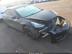 5YJ3E1EB7KF451798 2019 TESLA MODEL 3