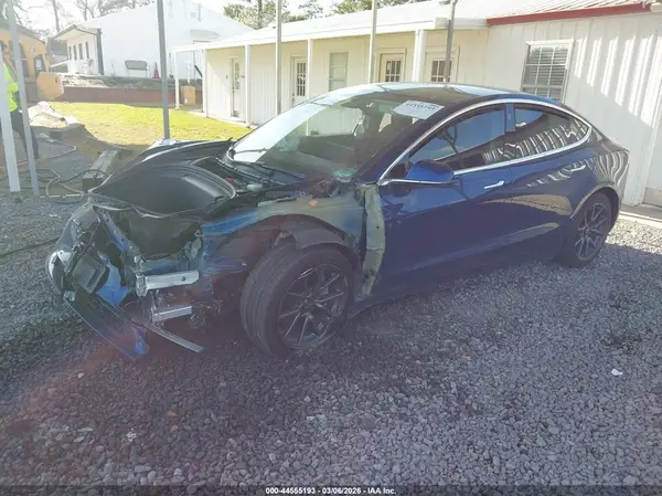 5YJ3E1EB7KF452689 2019 TESLA MODEL 3 - Image 2