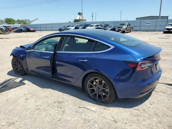 5YJ3E1EB7KF452756 2019 TESLA MODEL 3 - Image 2