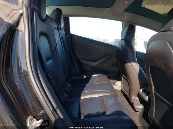 5YJ3E1EB7KF453387 2019 TESLA MODEL 3 - Image 8