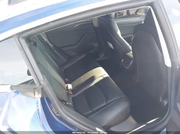 5YJ3E1EB7KF453941 2019 TESLA MODEL 3 - Image 8