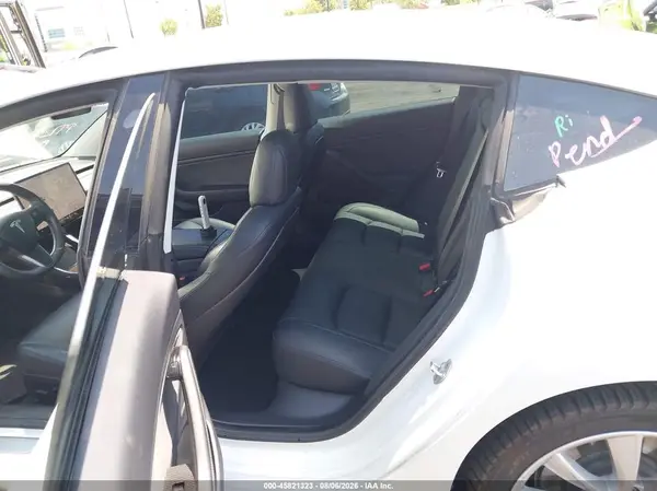 5YJ3E1EB7KF477785 2019 TESLA MODEL 3 - Image 8
