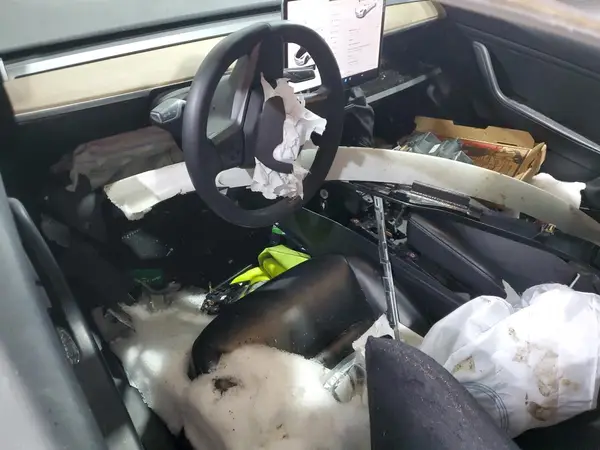 5YJ3E1EB7KF493324 2019 TESLA MODEL 3 - Image 8