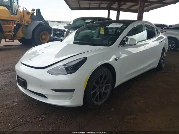 5YJ3E1EB7KF493405 2019 TESLA MODEL 3 - Image 2