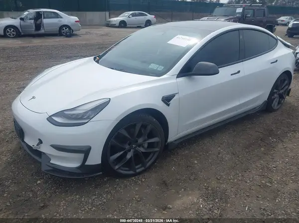 5YJ3E1EB7KF493615 2019 TESLA MODEL 3 - Image 2