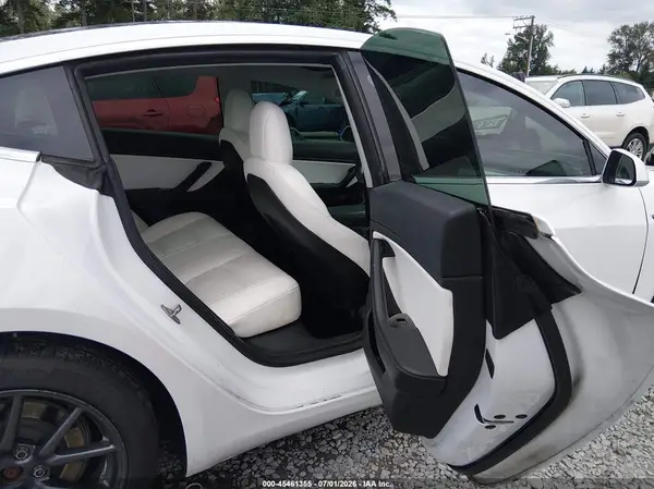 5YJ3E1EB7KF494425 2019 TESLA MODEL 3 - Image 8