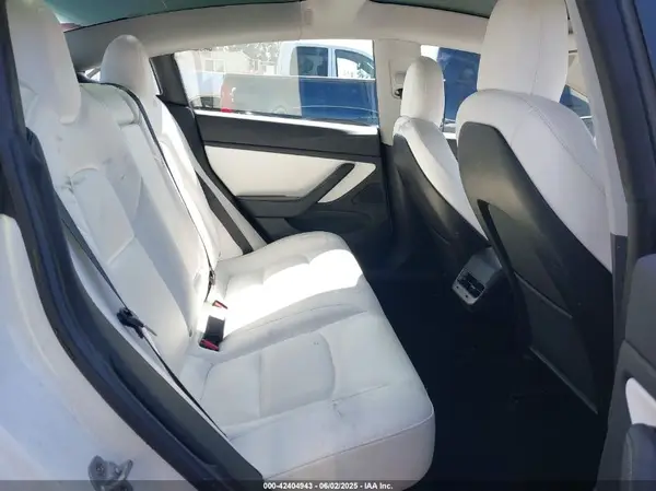 5YJ3E1EB7KF494618 2019 TESLA MODEL 3 - Image 8