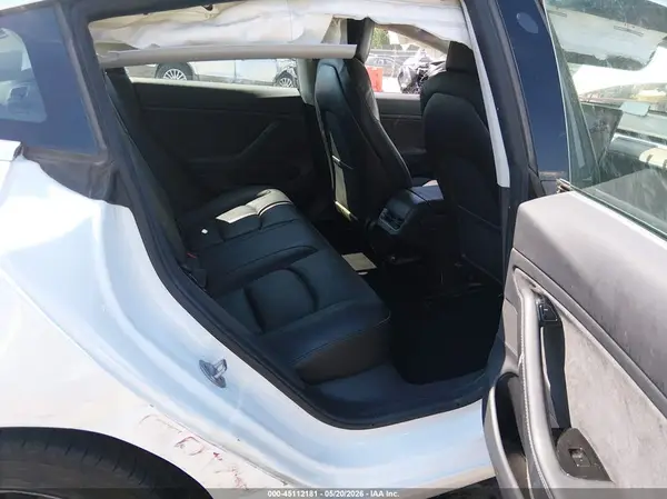 5YJ3E1EB7KF510834 2019 TESLA MODEL 3 - Image 8