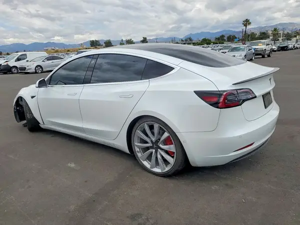 5YJ3E1EB7KF514026 2019 TESLA MODEL 3 - Image 2