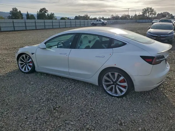 5YJ3E1EB7KF514477 2019 TESLA MODEL 3 - Image 2