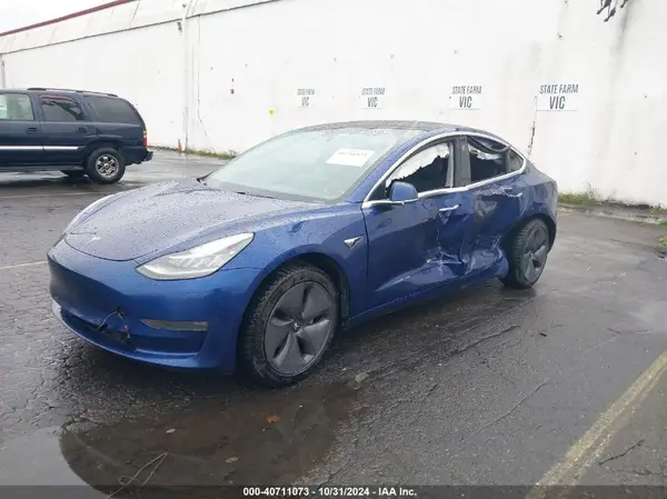 5YJ3E1EB7KF526628 2019 TESLA MODEL 3 - Image 2