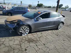 5YJ3E1EB7KF537046 2019 TESLA MODEL 3