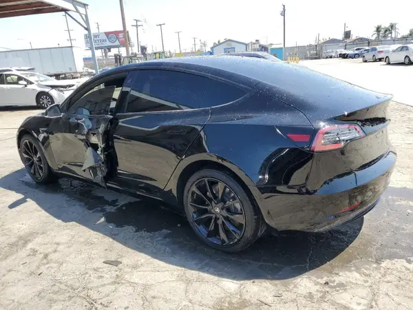 5YJ3E1EB7LF539977 2020 TESLA MODEL 3 - Image 2
