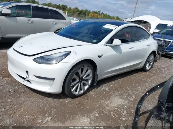 5YJ3E1EB7LF589083 2020 TESLA MODEL 3 - Image 2