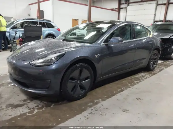 5YJ3E1EB7LF616430 2020 TESLA MODEL 3 - Image 2