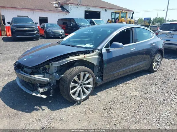 5YJ3E1EB7LF619957 2020 TESLA MODEL 3 - Image 2