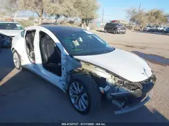 5YJ3E1EB7LF621286 2020 TESLA MODEL 3
