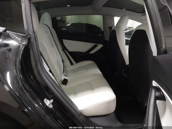 5YJ3E1EB7LF622339 2020 TESLA MODEL 3 - Image 8